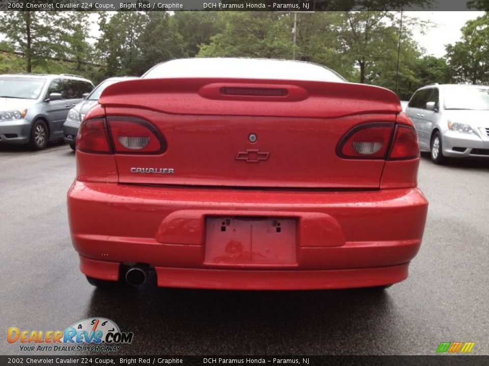2002 Chevrolet Cavalier Z24 Coupe Bright Red / Graphite Photo #11