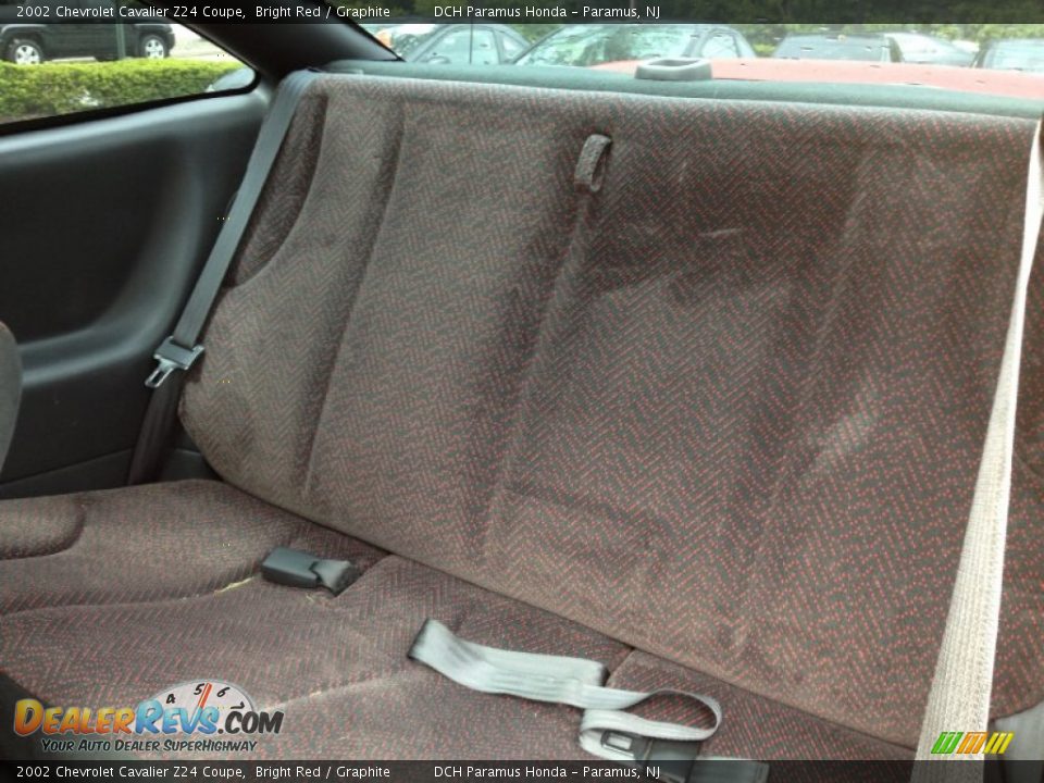 2002 Chevrolet Cavalier Z24 Coupe Bright Red / Graphite Photo #13