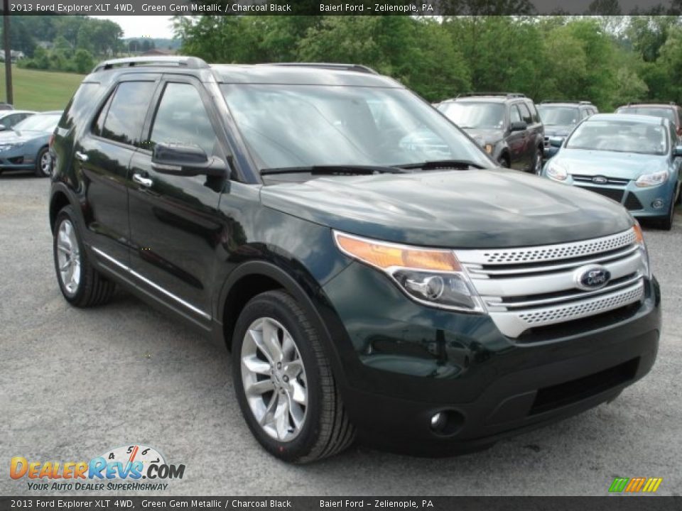 2013 Ford Explorer XLT 4WD Green Gem Metallic / Charcoal Black Photo #2