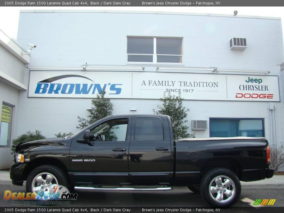 2005 Dodge Ram 1500 Laramie Quad Cab 4x4 Black / Dark Slate Gray Photo #1