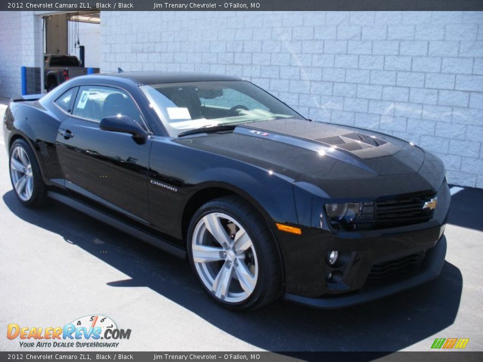 Front 3/4 View of 2012 Chevrolet Camaro ZL1 Photo #6