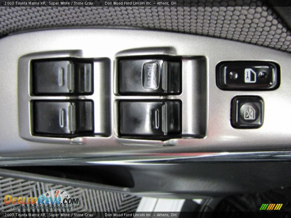 2003 Toyota Matrix XR Super White / Stone Gray Photo #13