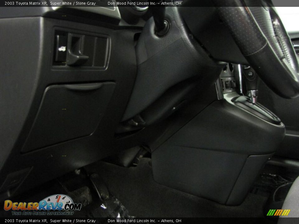 2003 Toyota Matrix XR Super White / Stone Gray Photo #21
