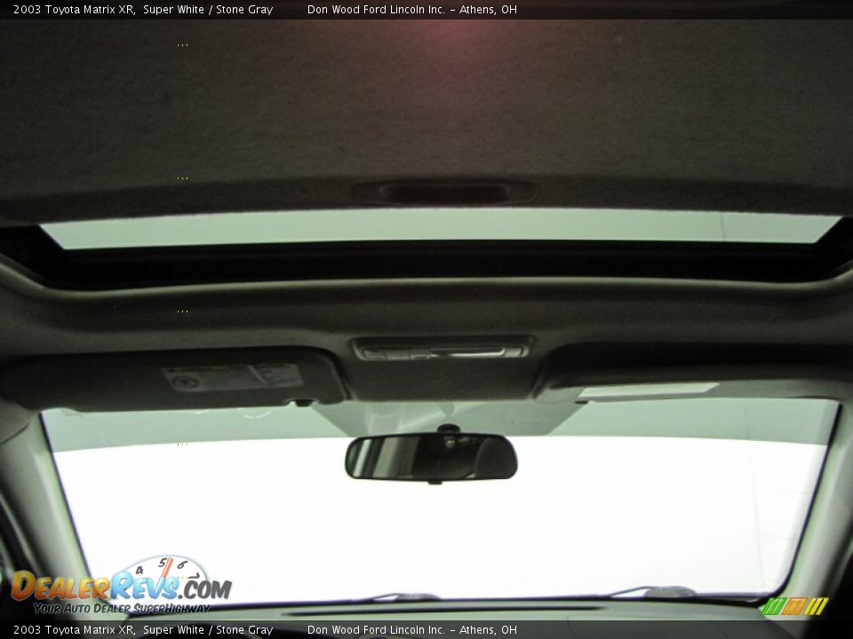 2003 Toyota Matrix XR Super White / Stone Gray Photo #24