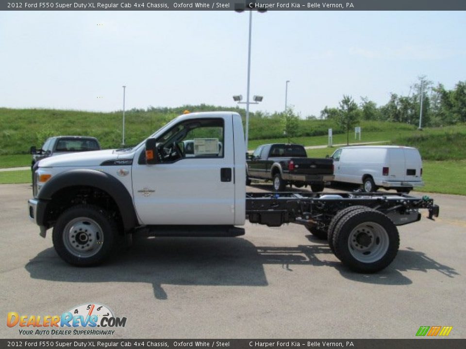 2012 Ford F550 Super Duty XL Regular Cab 4x4 Chassis Oxford White / Steel Photo #9