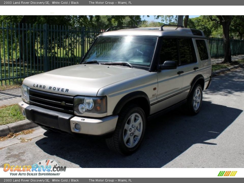 2003 Land Rover Discovery SE White Gold / Black Photo #1
