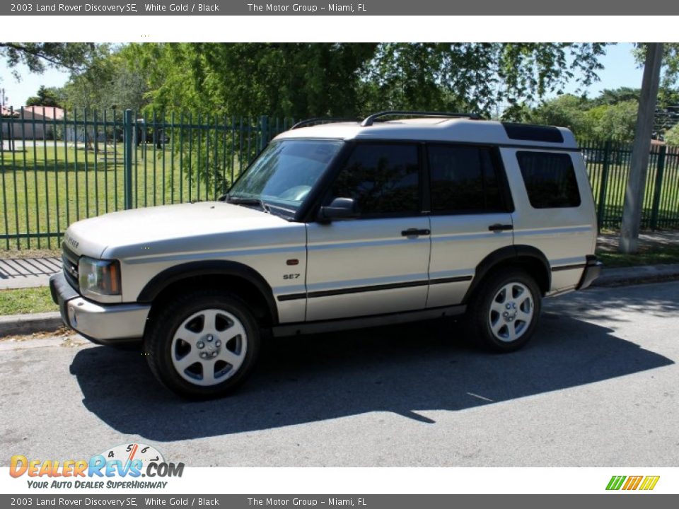 2003 Land Rover Discovery SE White Gold / Black Photo #3