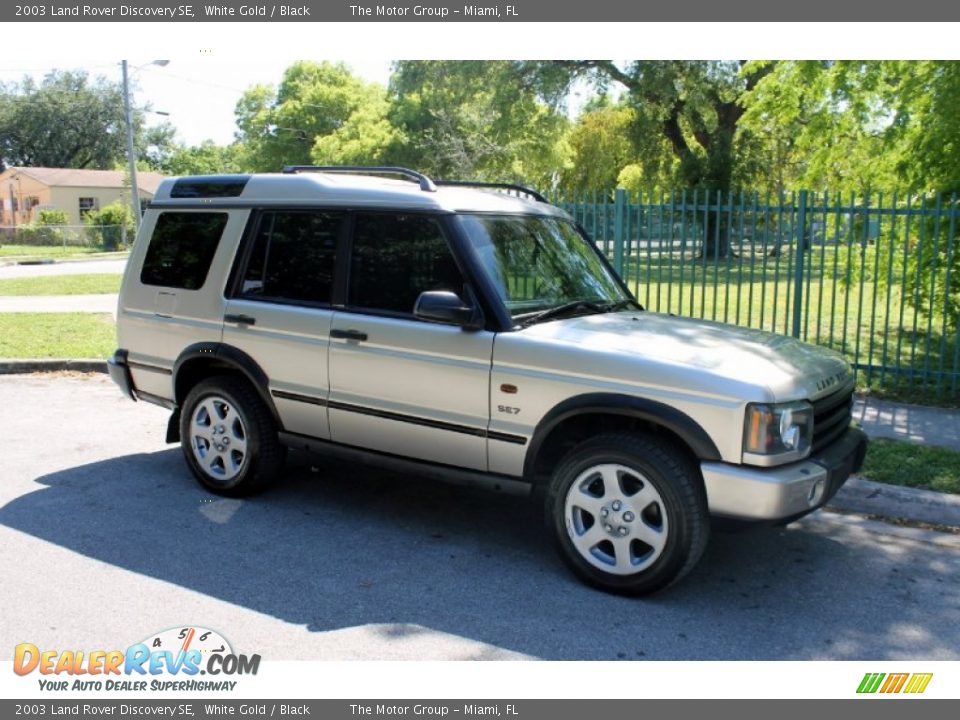 2003 Land Rover Discovery SE White Gold / Black Photo #4