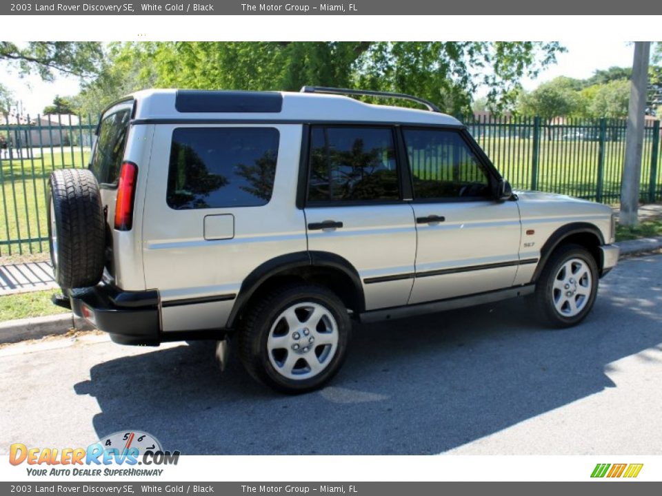 2003 Land Rover Discovery SE White Gold / Black Photo #8