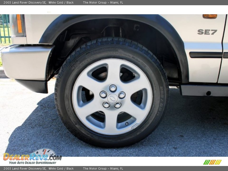 2003 Land Rover Discovery SE White Gold / Black Photo #19