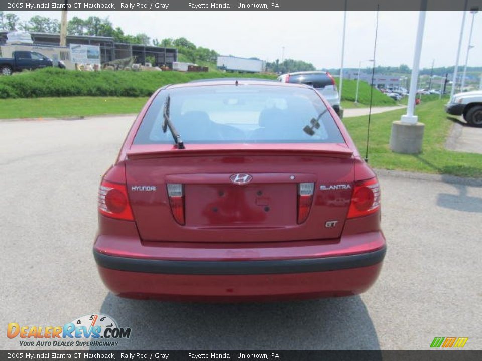 2005 Hyundai Elantra GT Hatchback Rally Red / Gray Photo #3