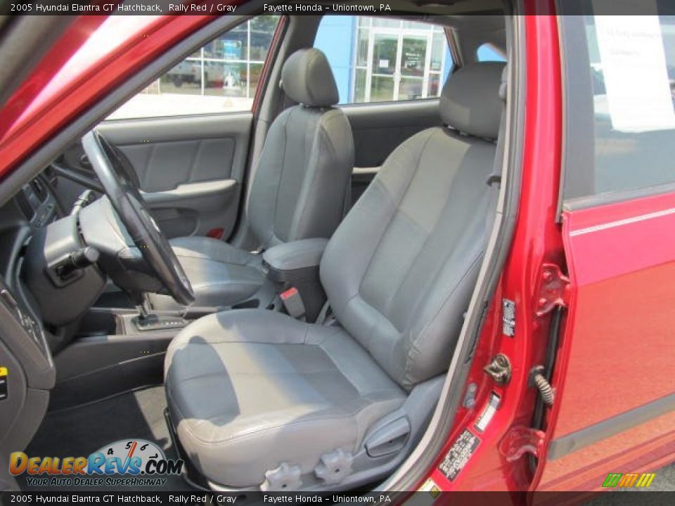 2005 Hyundai Elantra GT Hatchback Rally Red / Gray Photo #7