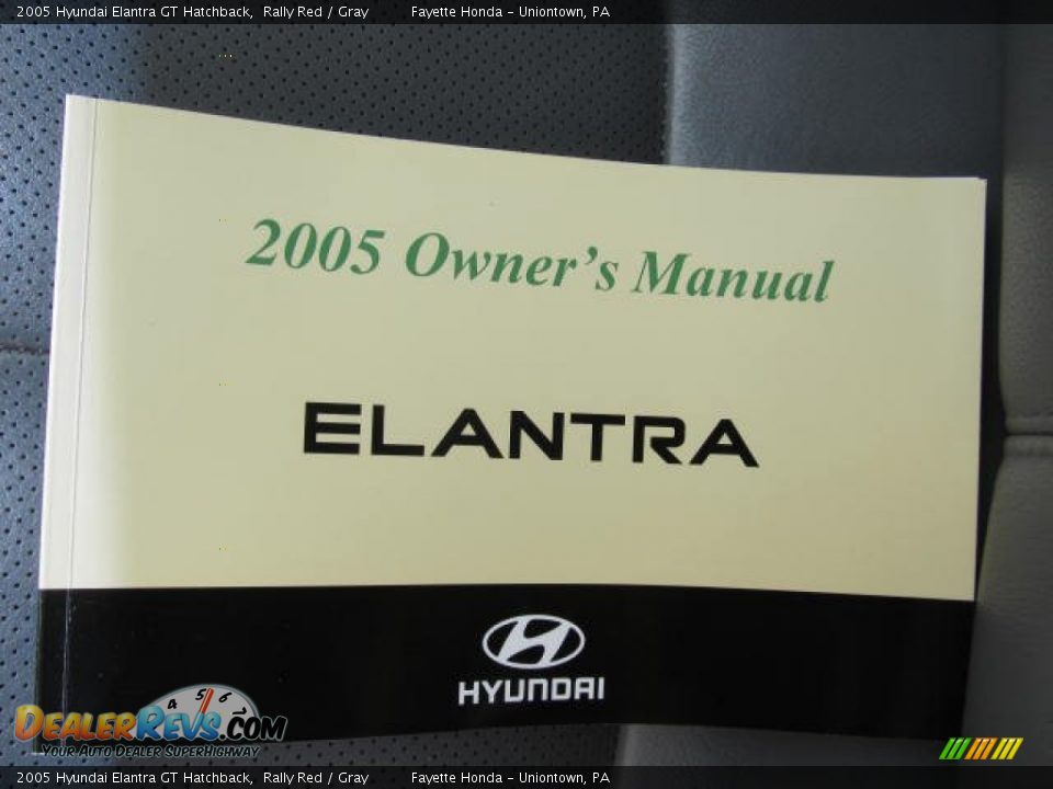 2005 Hyundai Elantra GT Hatchback Rally Red / Gray Photo #19