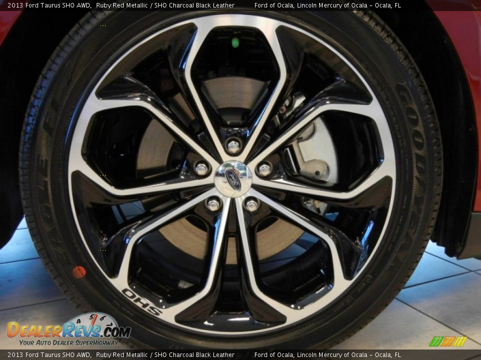 2013 Ford Taurus SHO AWD Wheel Photo #17