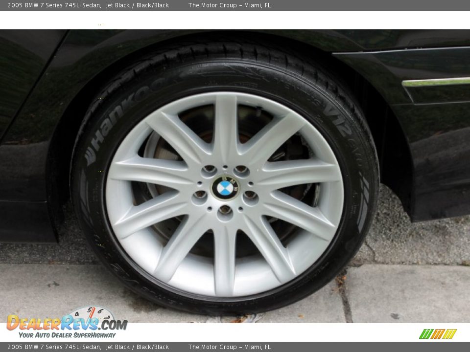 2005 BMW 7 Series 745Li Sedan Jet Black / Black/Black Photo #18