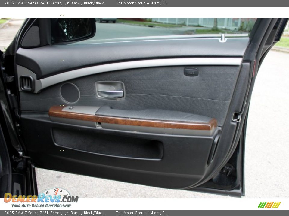2005 BMW 7 Series 745Li Sedan Jet Black / Black/Black Photo #22
