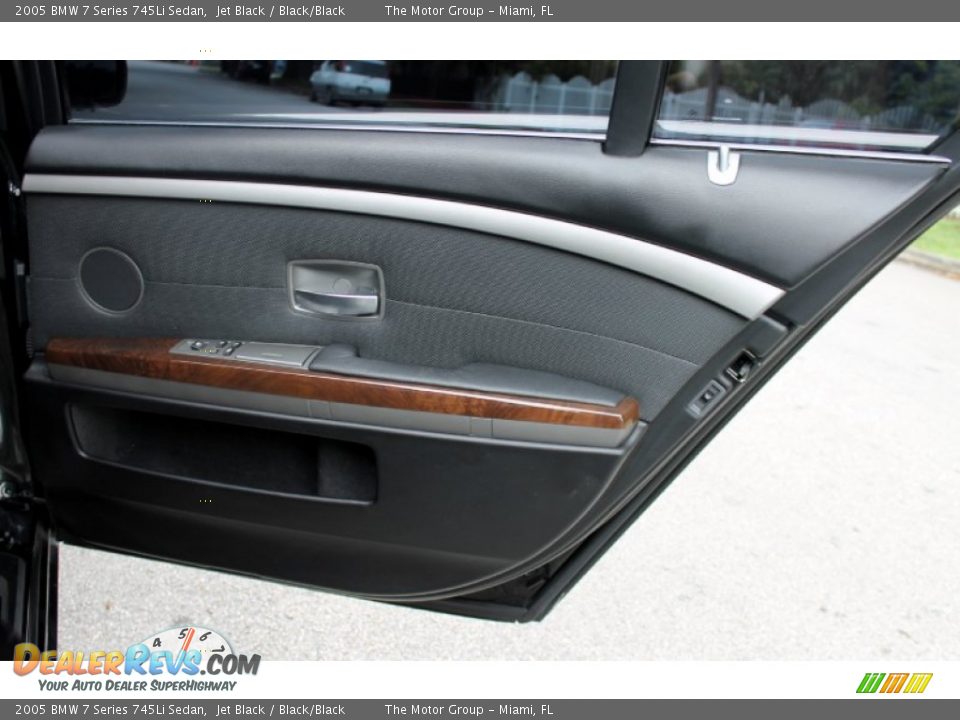 2005 BMW 7 Series 745Li Sedan Jet Black / Black/Black Photo #26