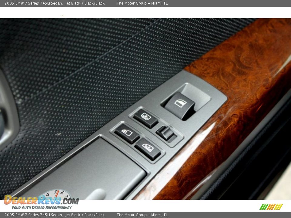 2005 BMW 7 Series 745Li Sedan Jet Black / Black/Black Photo #28