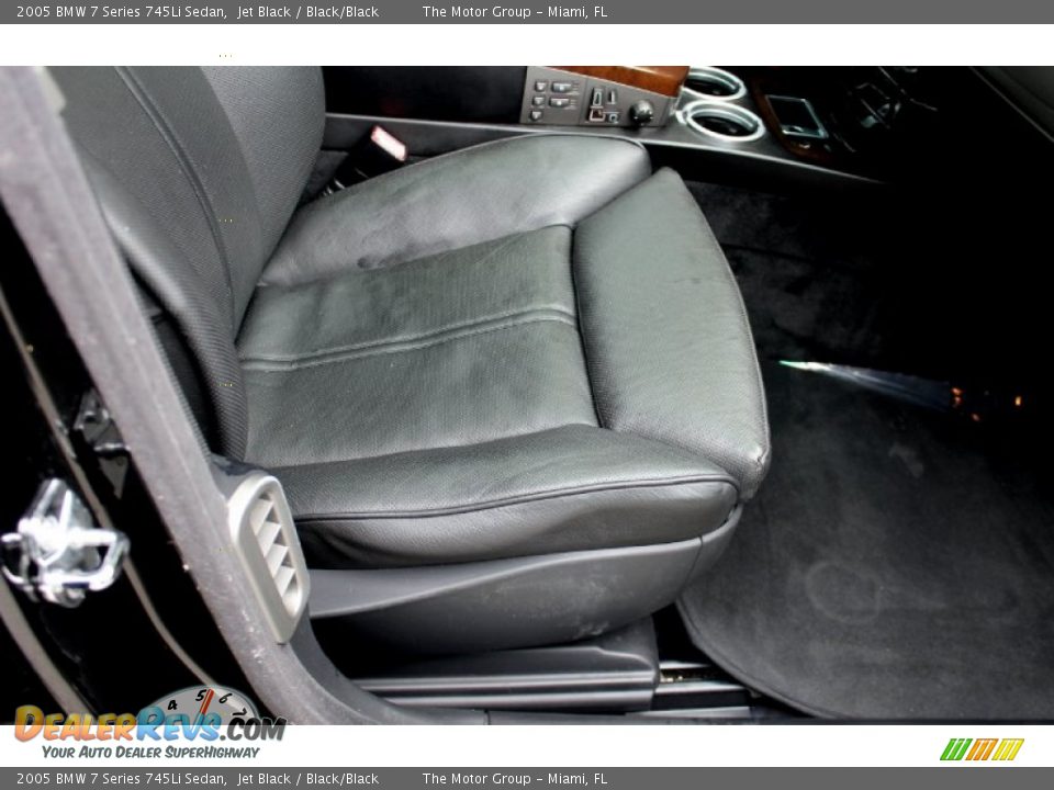2005 BMW 7 Series 745Li Sedan Jet Black / Black/Black Photo #34