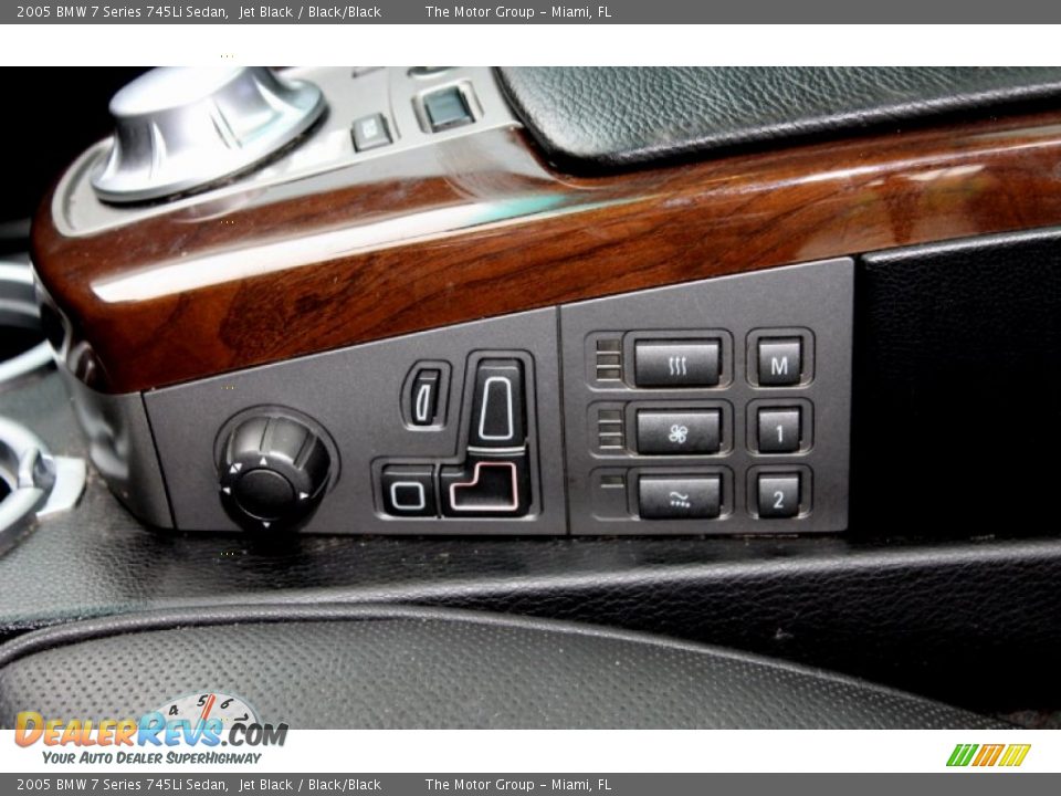 2005 BMW 7 Series 745Li Sedan Jet Black / Black/Black Photo #35