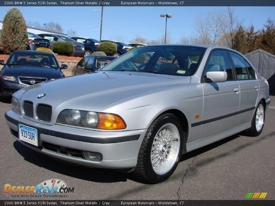 2000 BMW 5 Series 528i Sedan Titanium Silver Metallic / Gray Photo #1