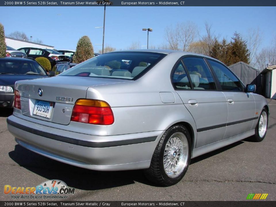 2000 BMW 5 Series 528i Sedan Titanium Silver Metallic / Gray Photo #4