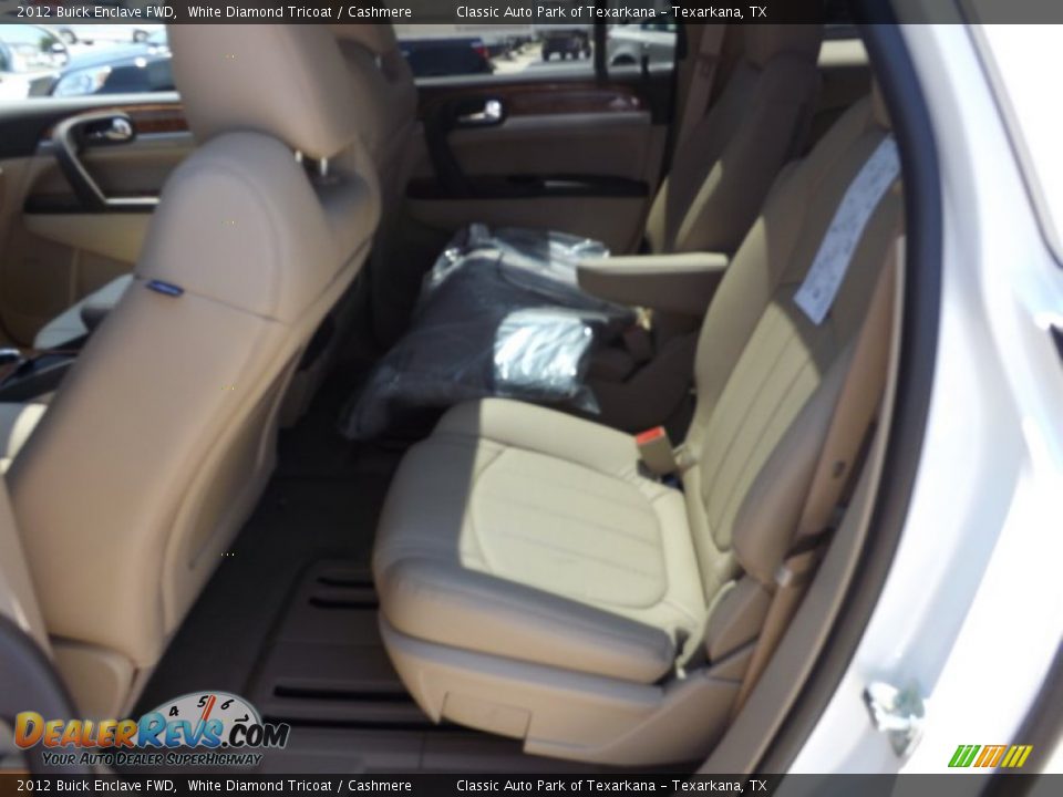 2012 Buick Enclave FWD White Diamond Tricoat / Cashmere Photo #16