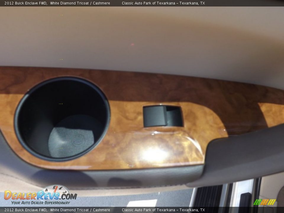 2012 Buick Enclave FWD White Diamond Tricoat / Cashmere Photo #21