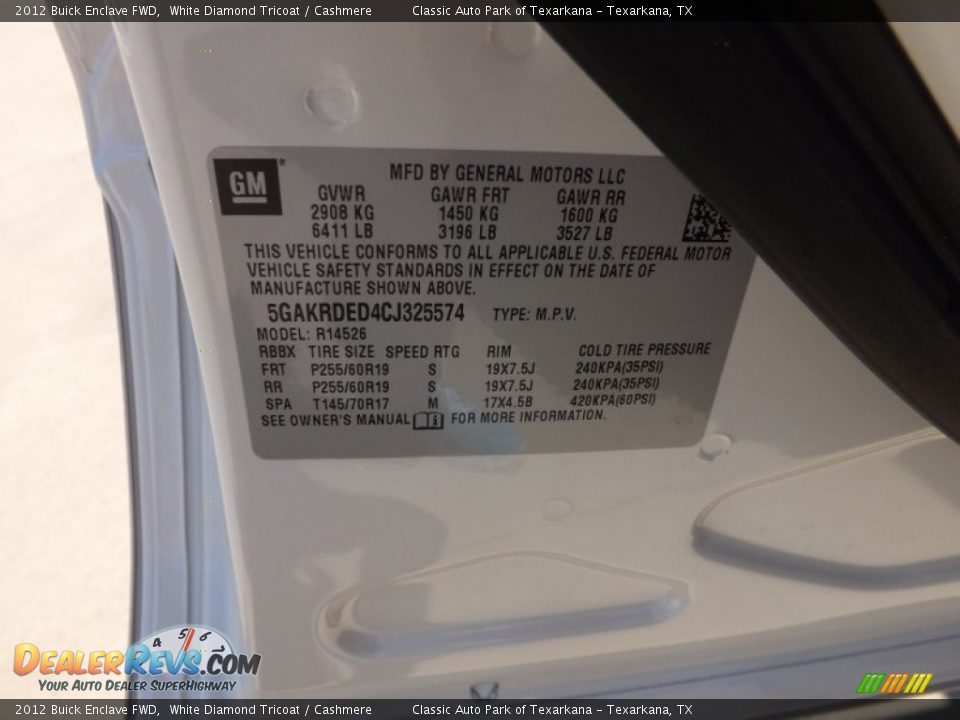 2012 Buick Enclave FWD White Diamond Tricoat / Cashmere Photo #26