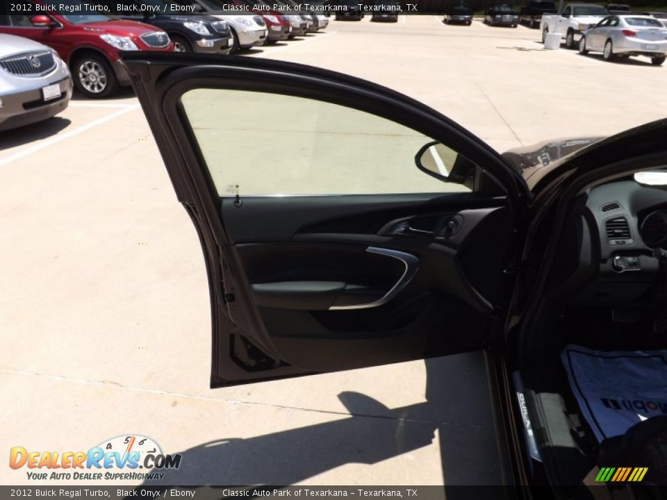 2012 Buick Regal Turbo Black Onyx / Ebony Photo #16