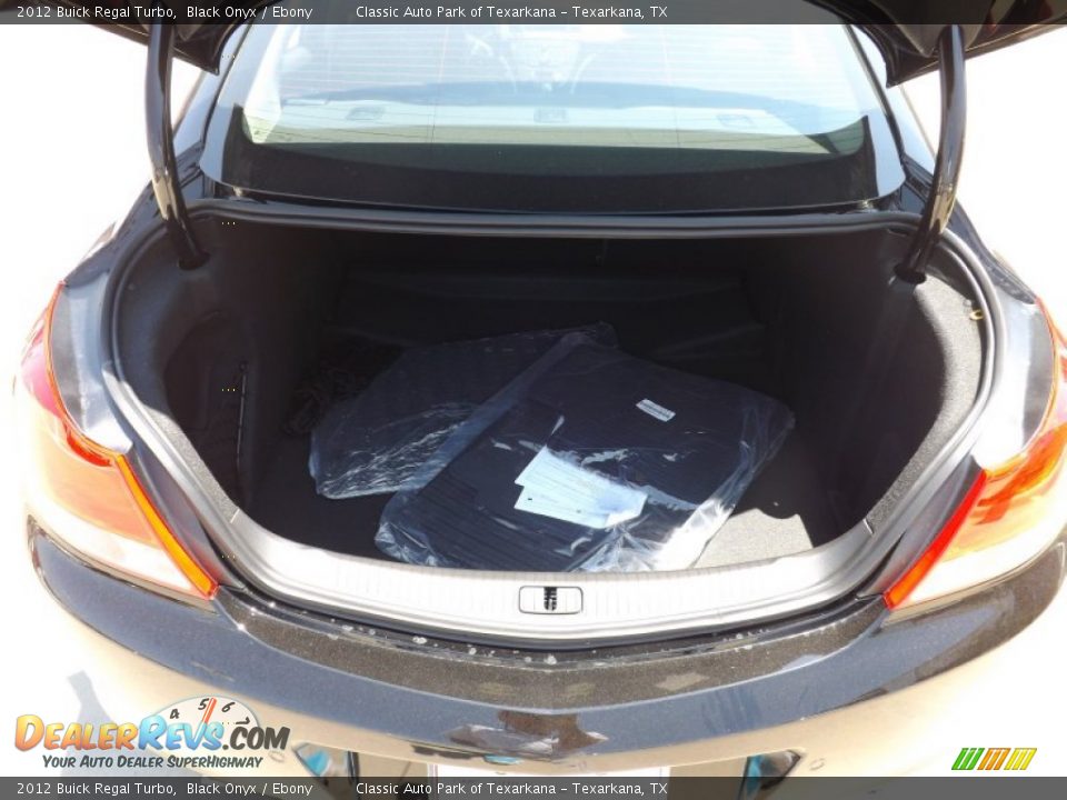 2012 Buick Regal Turbo Black Onyx / Ebony Photo #20