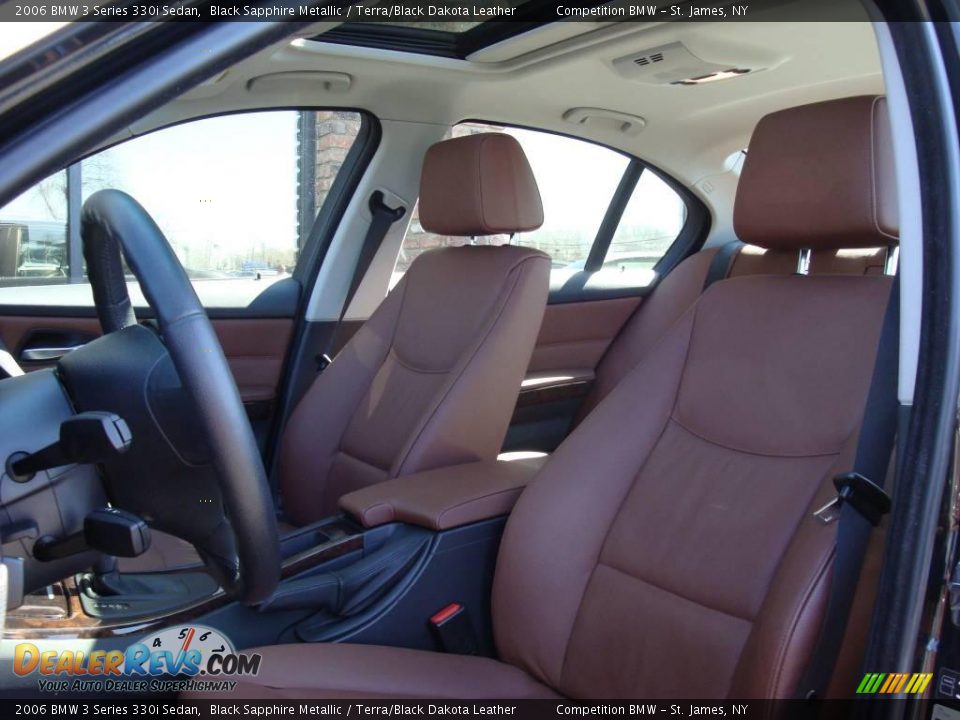2006 BMW 3 Series 330i Sedan Black Sapphire Metallic / Terra/Black Dakota Leather Photo #10