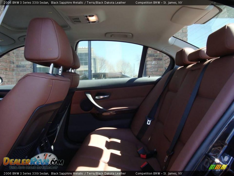 2006 BMW 3 Series 330i Sedan Black Sapphire Metallic / Terra/Black Dakota Leather Photo #13