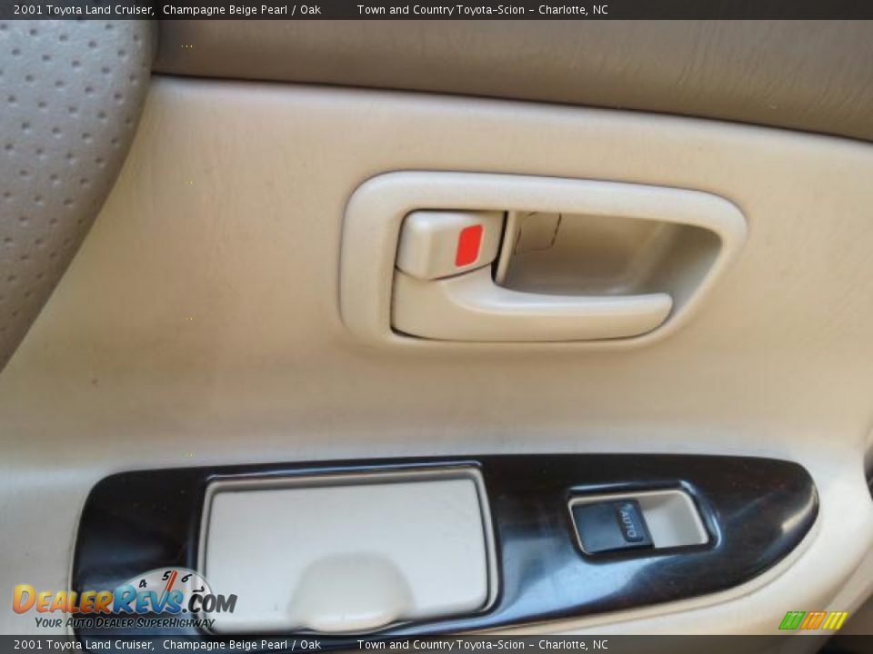 2001 Toyota Land Cruiser Champagne Beige Pearl / Oak Photo #7