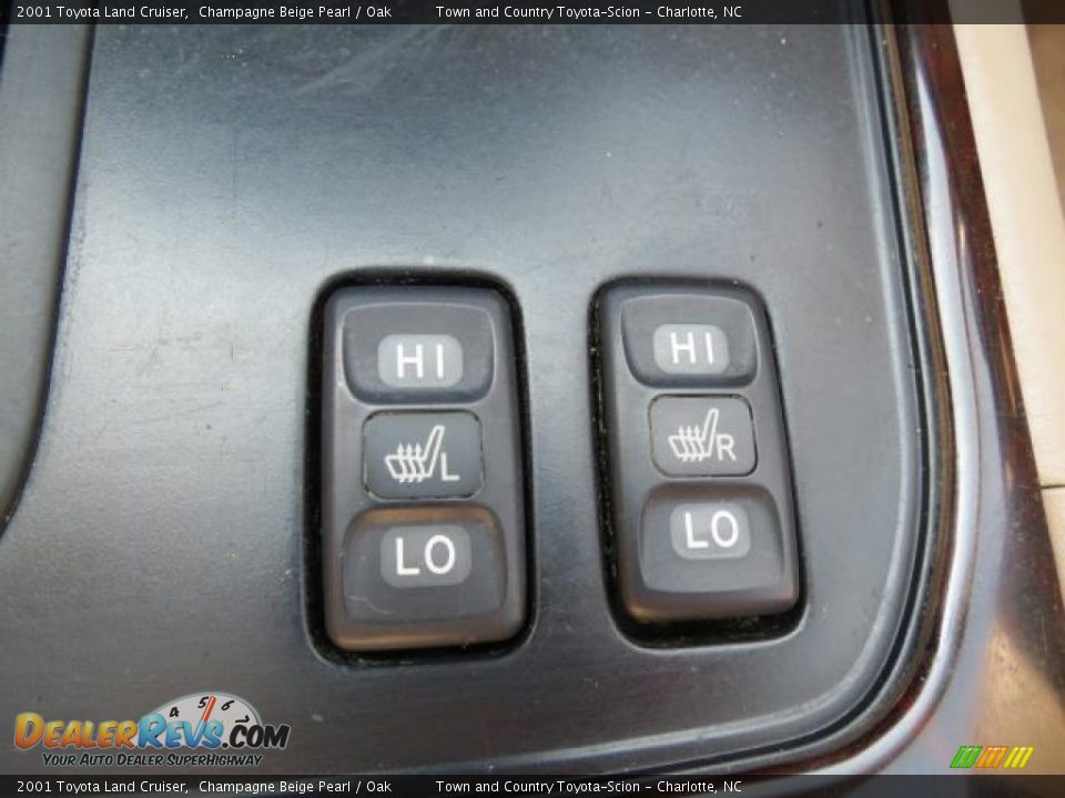 2001 Toyota Land Cruiser Champagne Beige Pearl / Oak Photo #19