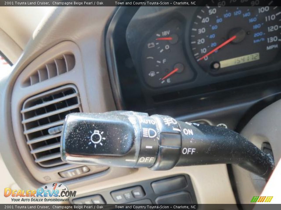 2001 Toyota Land Cruiser Champagne Beige Pearl / Oak Photo #21