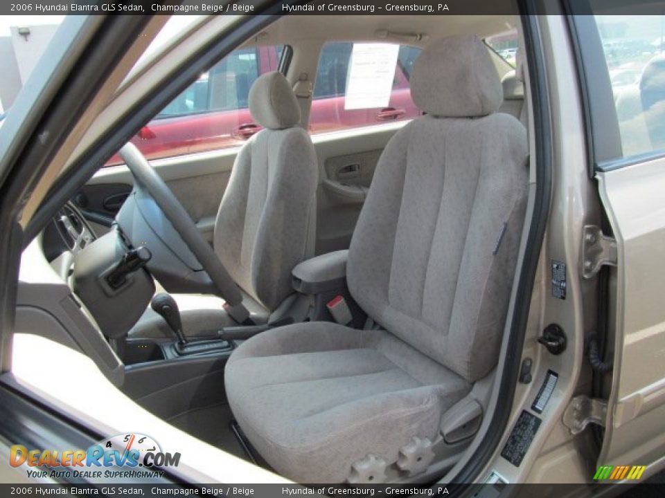 2006 Hyundai Elantra GLS Sedan Champagne Beige / Beige Photo #10