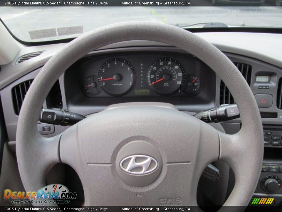2006 Hyundai Elantra GLS Sedan Champagne Beige / Beige Photo #17