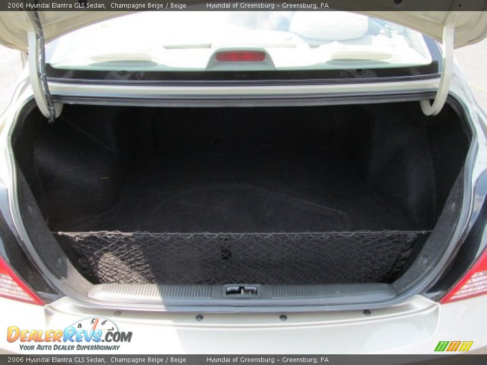 2006 Hyundai Elantra GLS Sedan Champagne Beige / Beige Photo #20