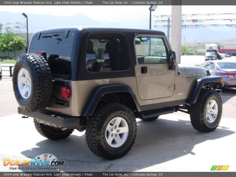 2004 Jeep Wrangler Rubicon 4x4 Light Khaki Metallic / Khaki Photo #7