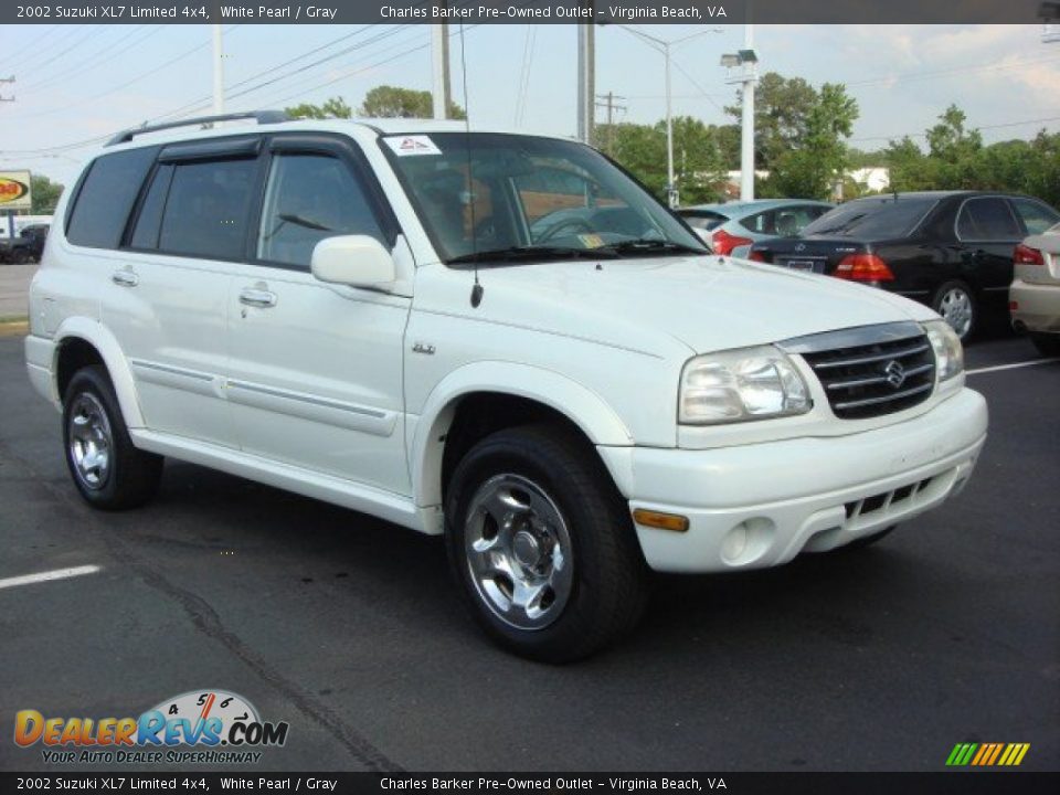 2002 Suzuki XL7 Limited 4x4 White Pearl / Gray Photo #2