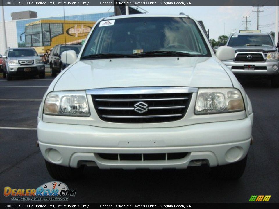 2002 Suzuki XL7 Limited 4x4 White Pearl / Gray Photo #9