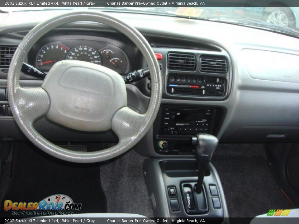 2002 Suzuki XL7 Limited 4x4 White Pearl / Gray Photo #12