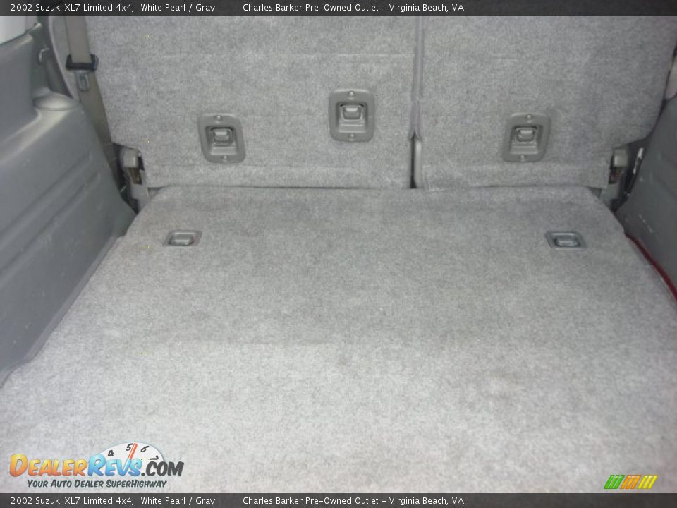 2002 Suzuki XL7 Limited 4x4 White Pearl / Gray Photo #13