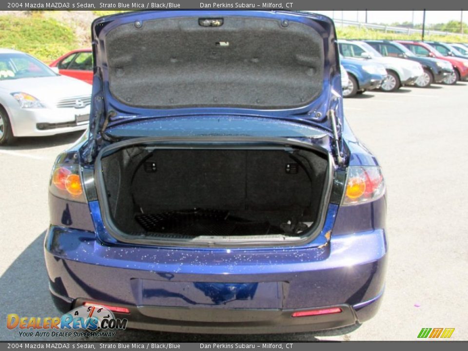 2004 Mazda MAZDA3 s Sedan Strato Blue Mica / Black/Blue Photo #9