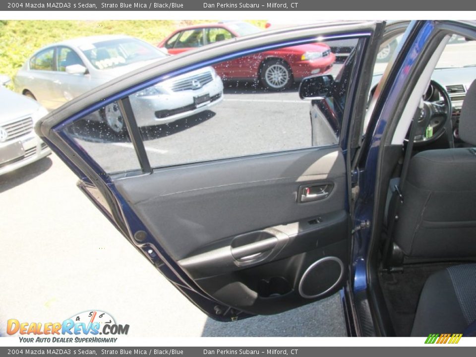 2004 Mazda MAZDA3 s Sedan Strato Blue Mica / Black/Blue Photo #23