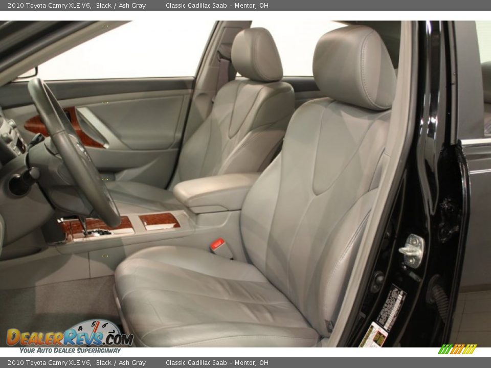 2010 Toyota Camry XLE V6 Black / Ash Gray Photo #10