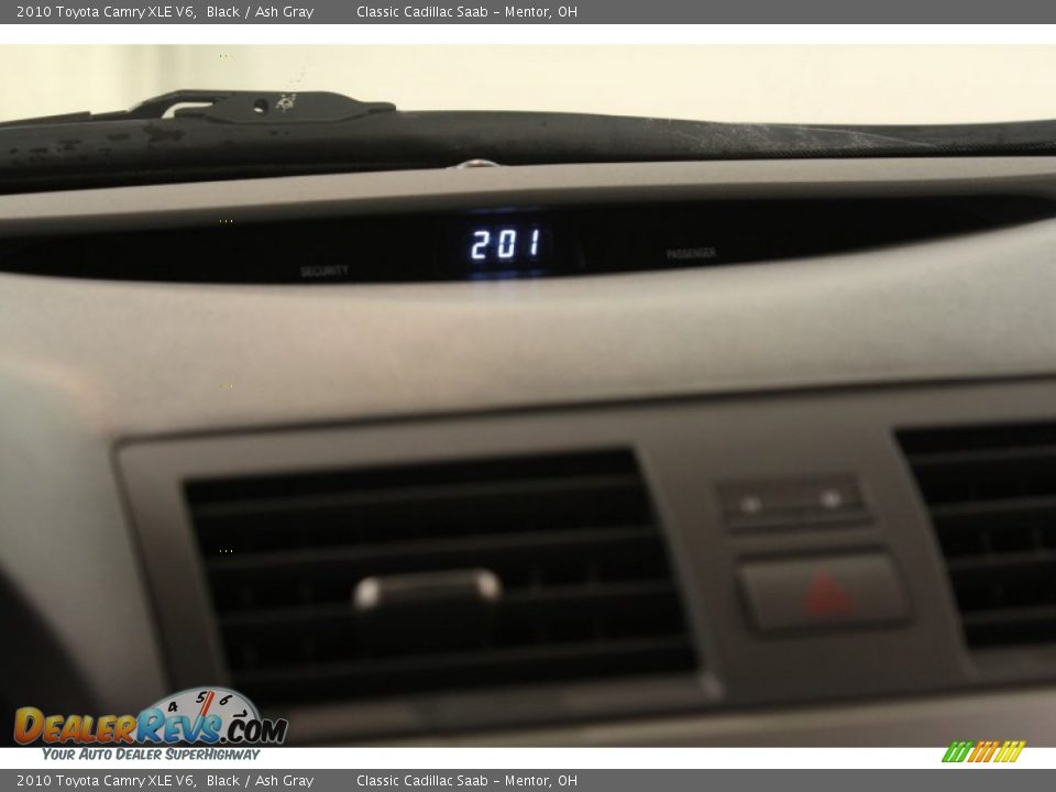 2010 Toyota Camry XLE V6 Black / Ash Gray Photo #16