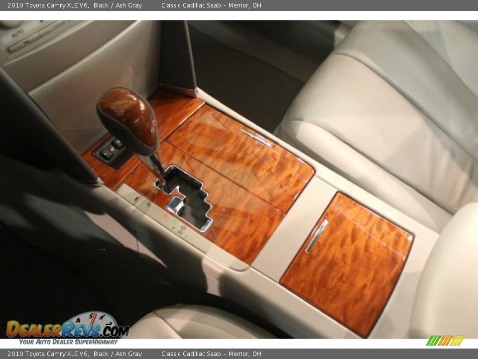 2010 Toyota Camry XLE V6 Black / Ash Gray Photo #18