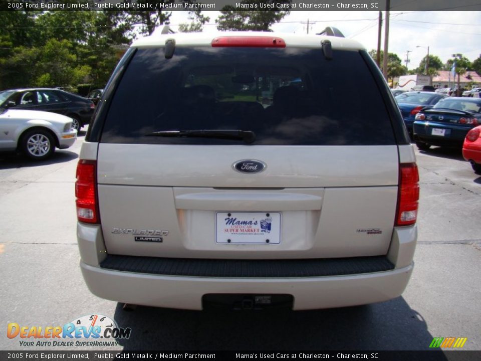2005 Ford Explorer Limited Pueblo Gold Metallic / Medium Parchment Photo #7